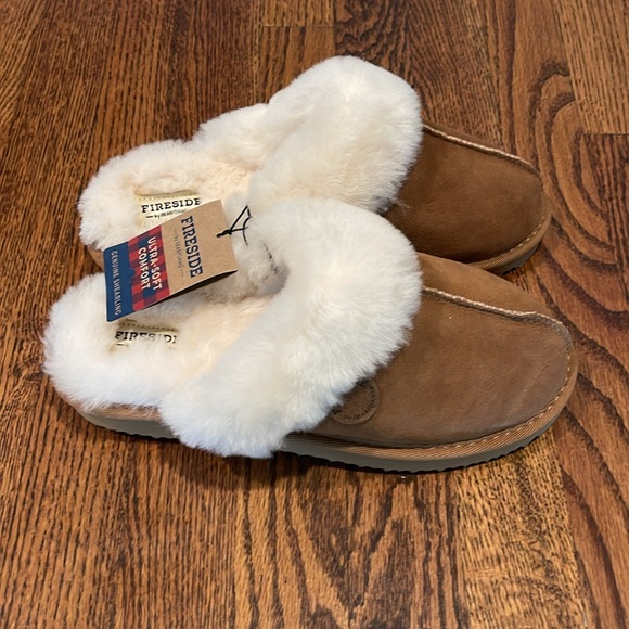 Fireside Ultra Soft Slippers - Picture 2 of 4